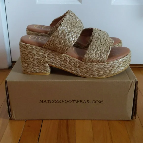 BEACH by Matisse Platform Sandals - Picture 3 of 9